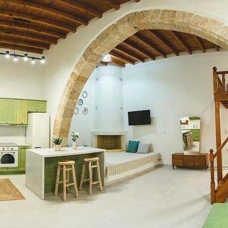 Aesthisis Sensational Accommodation Archangelos أرخانجلوس المظهر الخارجي الصورة